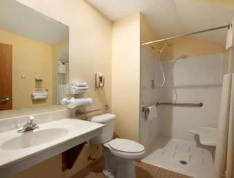 Days Inn By Wyndham Stoughton Wi. Quarto foto